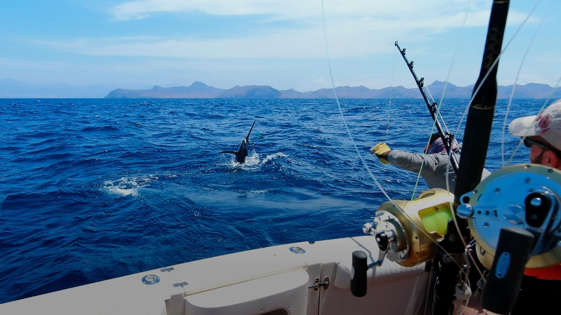 Traditional fishing in Cabo Blanco